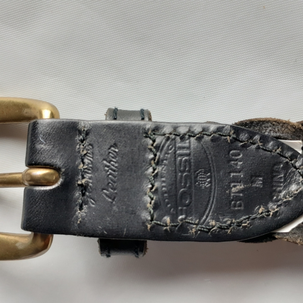 Fossil Breaded Leather Solid Brass Buckle Belt - image 4